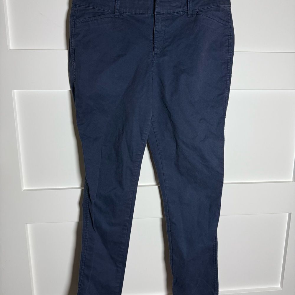 Old Navy Blue Pixie Chinos - Picture 7 of 7